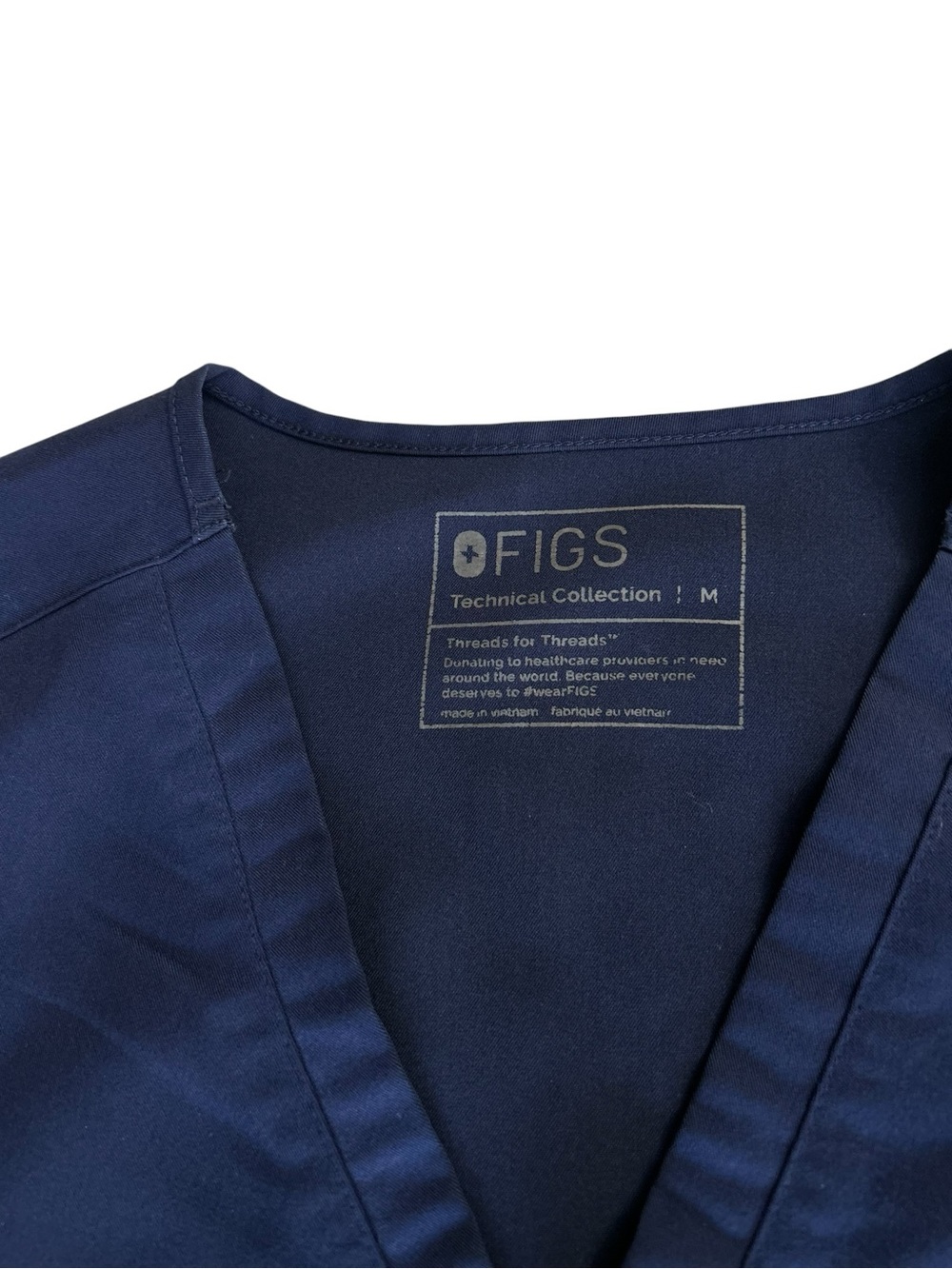 Figs Women’s  Scrub Set Navy Blue M Catarina Top&M/P Livingston Scrub Pants - Picture 3 of 14
